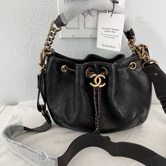 Authentic Chanel CC Small Bucket Bag - Picture 3 of 11